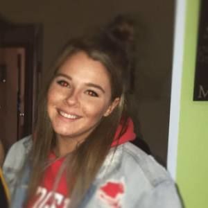 Meet your Posher, Mikhala